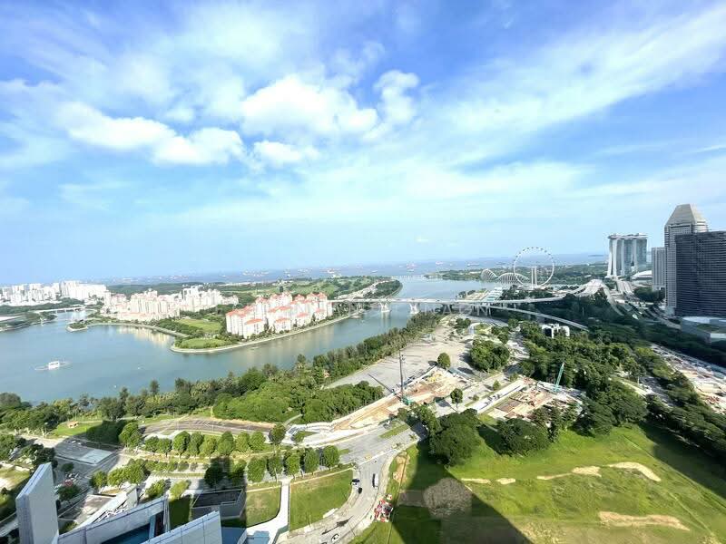 Concourse Skyline, 296 Beach Road, 2 Bedrooms, 1,152 sqft, Condominium For Sale, by Edwin Tan, 500201130 - View - PropertyGuru.com.sg