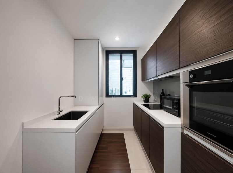 Concourse Skyline, 296 Beach Road, 2 Bedrooms, 1,152 sqft, Condominium For Sale, by Edwin Tan, 500201130 - Kitchen - PropertyGuru.com.sg