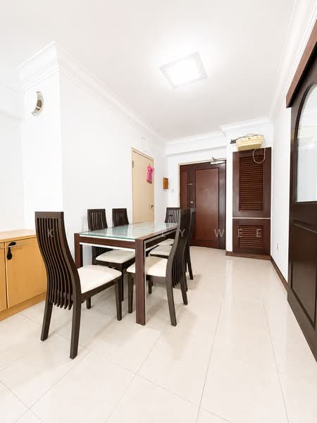 403A Fernvale Lane, 403A Fernvale Lane, 3 Bedrooms, 1,001 sqft, HDB Flat For Rent, by Kimberly Wee, 500201139 - Dining Room - PropertyGuru.com.sg