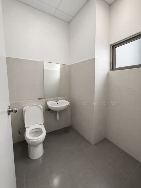 Premier @ Kaki Bukit, 8 Kaki Bukit Avenue 4, 2,233 sqft, Factory / Workshop (B2) For Rent, by Conrad Chow, 500201141 - Bathroom - CommercialGuru.com.sg