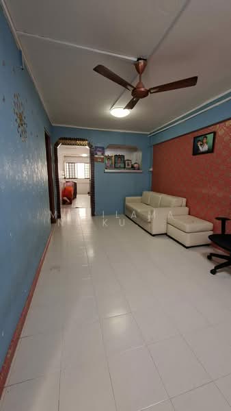 252 Bukit Batok East Avenue 5, 252 Bukit Batok East Avenue 5, Dairy Farm / Bukit Panjang / Choa Chu Kang, 2 Bedrooms, 721 sqft, HDB Flat For Sale, by Masilamani Kumara Velu, 500201142 - Living Room - PropertyGuru.com.sg