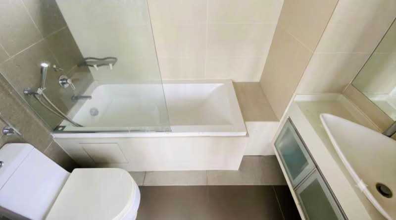 Riverside Melodies, 26A Saint Michael's Road, 2 Bedrooms, 1,076 sqft, Condominium For Rent, by Yao Xing, 500201145 - Bathroom - PropertyGuru.com.sg