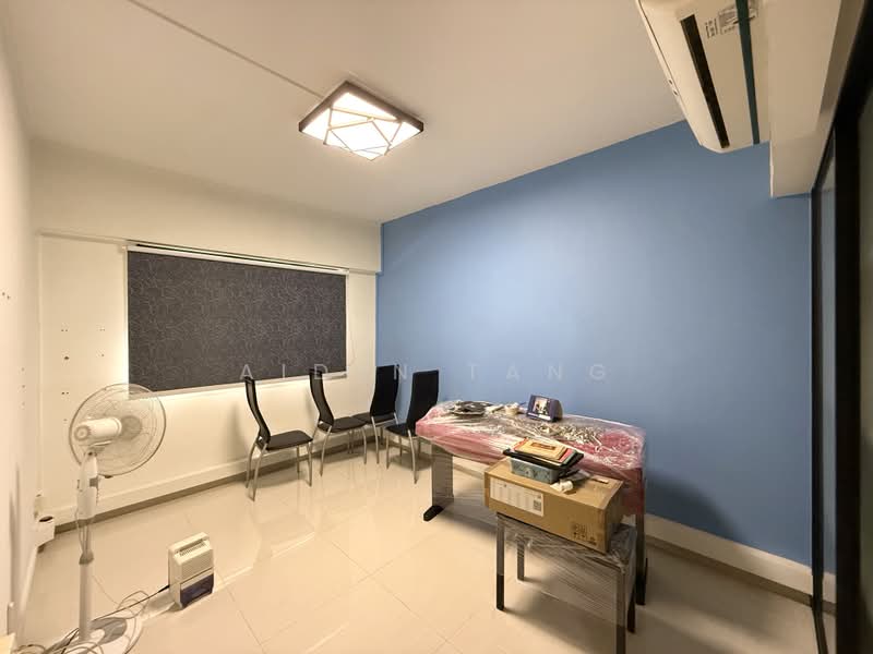 436 Woodlands Street 41, 436 Woodlands Street 41, 2 Bedrooms, 904 sqft, HDB Flat For Rent, by Aiden Tang, 500201150 - Interior - PropertyGuru.com.sg