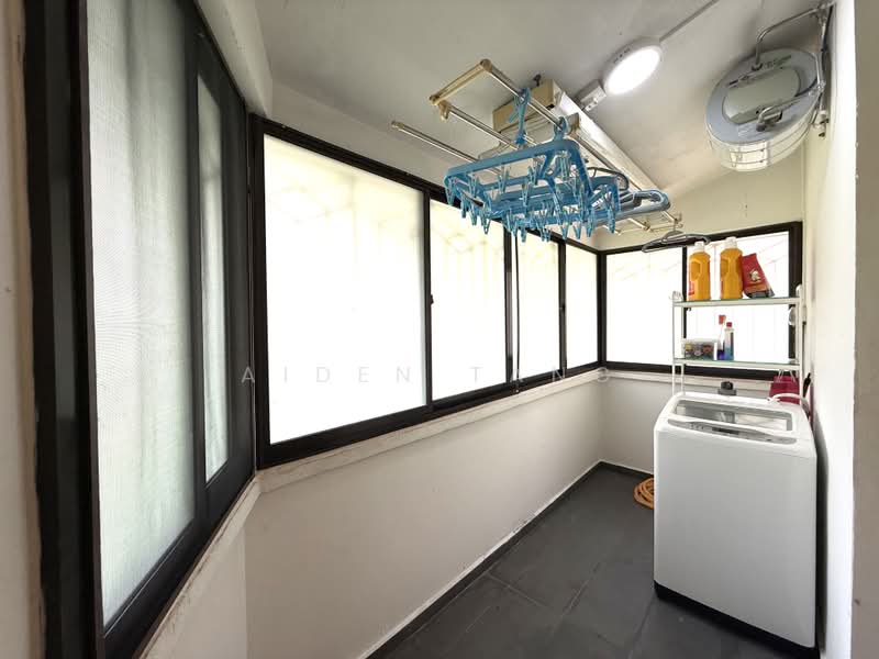 436 Woodlands Street 41, 436 Woodlands Street 41, 2 Bedrooms, 904 sqft, HDB Flat For Rent, by Aiden Tang, 500201150 - Balcony - PropertyGuru.com.sg