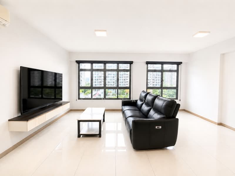 622A Tampines Avenue 12, 622A Tampines Avenue 12, Pasir Ris / Tampines, 3 Bedrooms, 1,216 sqft, HDB Flat For Sale, by Ken Tan, 500201152 - Living Room - PropertyGuru.com.sg