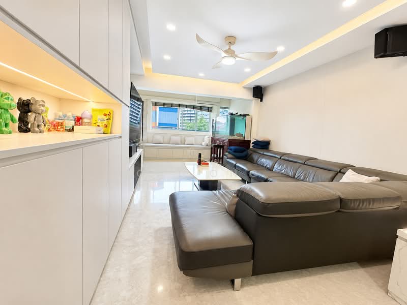 429 Tampines Street 41, 429 Tampines Street 41, 3 Bedrooms, 1,636 sqft, HDB Flat For Sale, by Cat Ong, 500201164 - Living Room - PropertyGuru.com.sg