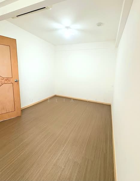 Upper Serangoon Shopping Centre, 756 Upper Serangoon Road, 4 Bedrooms, 1,464 sqft, Apartment For Sale, by Odelia Tan, 500201179 - Bedroom - PropertyGuru.com.sg