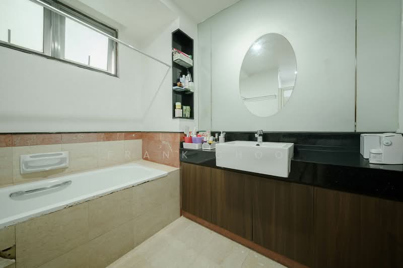 Euphony Gardens, 7 Jalan Mata Ayer, 3 Bedrooms, 1,197 sqft, Condominium For Sale, by Frank Choo, 500201193 - Bathroom - PropertyGuru.com.sg