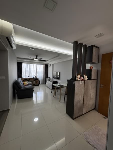 310C Punggol Walk, 310C Punggol Walk, 2 Bedrooms, 980 sqft, HDB Flat For Sale, by Eric Tham, 500201215 - Living Room - PropertyGuru.com.sg