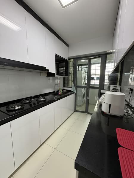 310C Punggol Walk, 310C Punggol Walk, 2 Bedrooms, 980 sqft, HDB Flat For Sale, by Eric Tham, 500201215 - Kitchen - PropertyGuru.com.sg