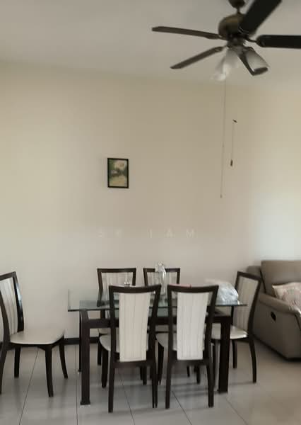 Astoria Park, 28 Lorong Mydin, 3 Bedrooms, 1,195 sqft, Condominium For Rent, by SK Lam, 500201227 - Dining Room - PropertyGuru.com.sg