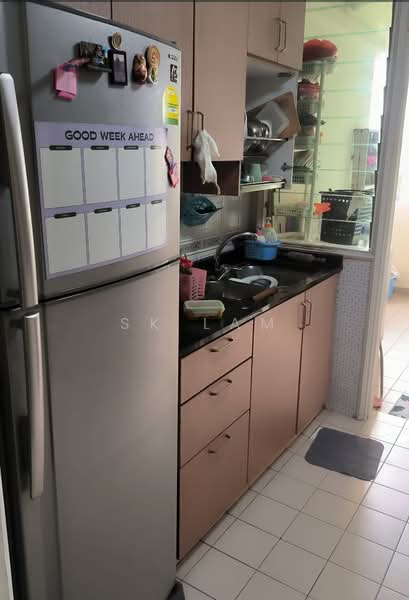 Astoria Park, 28 Lorong Mydin, 3 Bedrooms, 1,195 sqft, Condominium For Rent, by SK Lam, 500201227 - Kitchen - PropertyGuru.com.sg