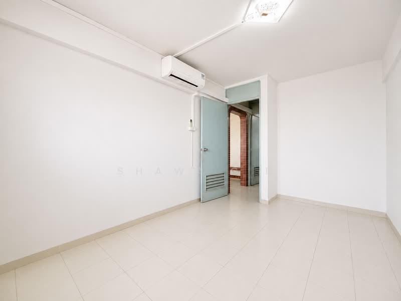 210 Serangoon Central, 210 Serangoon Central, 2 Bedrooms, 689 sqft, HDB Flat For Sale, by Shawa G B, 500201228 - Common Bedroom - PropertyGuru.com.sg