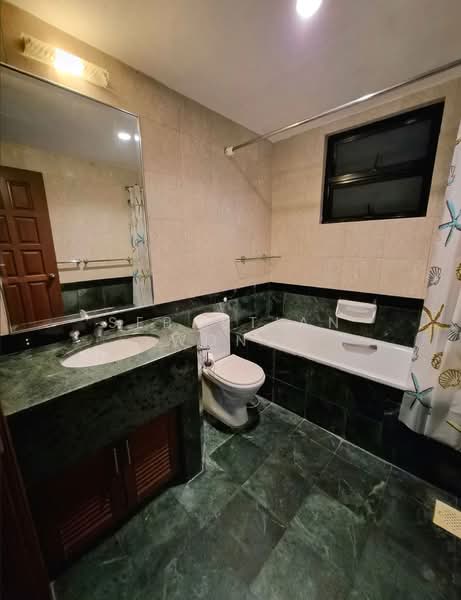 Merawoods, , 3 Bedrooms, 1,350 sqft, Condominium For Rent, by Sebastian Wong, 500201247 - Bathroom - PropertyGuru.com.sg