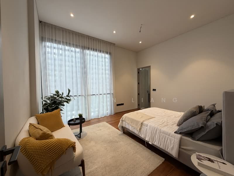 ✨ Hillcrest TOP Oct 2026, Hillcrest Road, 5 Bedrooms, 6,765 sqft, Semi-Detached House For Sale, by Clifton Liang, 500201250 - Ensuite Bedroom 1 - PropertyGuru.com.sg