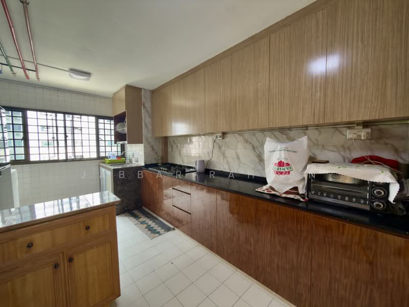 423 Bedok North Avenue 1, 423 Bedok North Avenue 1, 2 Bedrooms, 732 sqft, HDB Flat For Sale, by Jabbar Rahman, 500201252 - Kitchen - PropertyGuru.com.sg