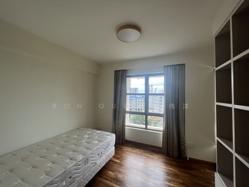 Aquarius By The Park, 13 Bedok Reservoir View, 3 Bedrooms, 1,206 sqft, Condominium For Sale, by Ron Quek 郭伟洋, 500201259 - Bedroom 2 - PropertyGuru.com.sg