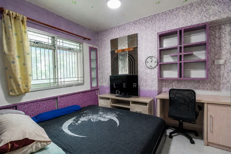 102B Punggol Field, 102B Punggol Field, 3 Bedrooms, 1,184 sqft, HDB Flat For Sale, by Elaine Wong, 500201260 - Bedroom - PropertyGuru.com.sg