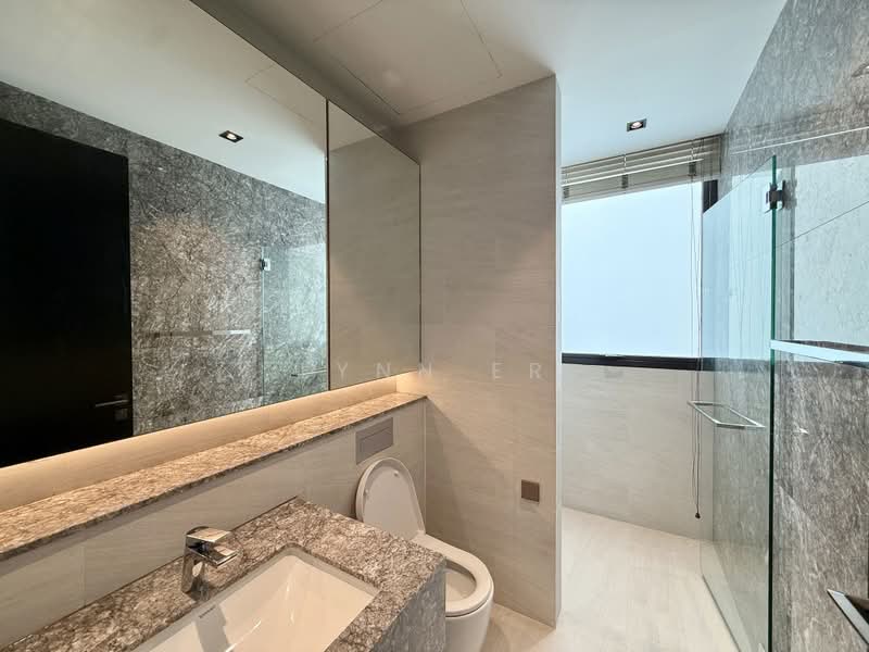 Kovan MRT- 3.5 storey Semi D Award Winning Designer House, , 7 Bedrooms, 6,600 sqft, Semi-Detached House For Sale, by Lynn Er, 500201261 - Bathroom - PropertyGuru.com.sg