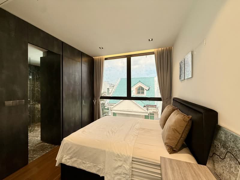 Kovan MRT- 3.5 storey Semi D Award Winning Designer House, , 7 Bedrooms, 6,600 sqft, Semi-Detached House For Sale, by Lynn Er, 500201261 - Bedroom - PropertyGuru.com.sg