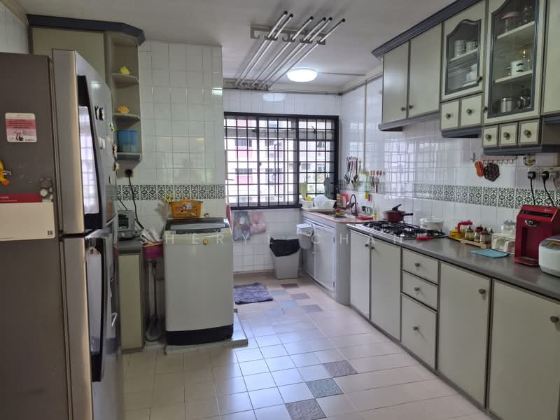 486 Pasir Ris Drive 4, 486 Pasir Ris Drive 4, 4 Bedrooms, 1,302 sqft, HDB Flat For Sale, by Sheryl Chan, 500201263 - Kitchen - PropertyGuru.com.sg