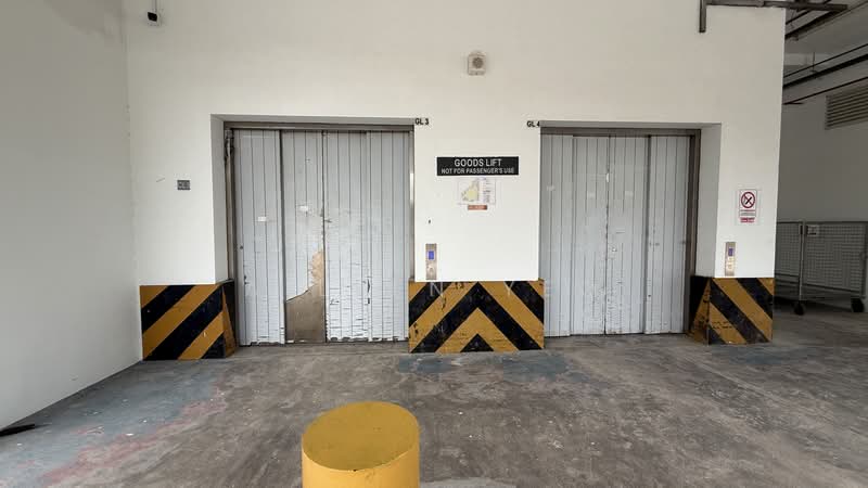 Hersing Kitchen @ Tampines, 21 Tampines Street 92, 1,657 sqft, Factory / Workshop (B2) For Rent, by Aileen Yeo, 500201264 - Entrance - CommercialGuru.com.sg