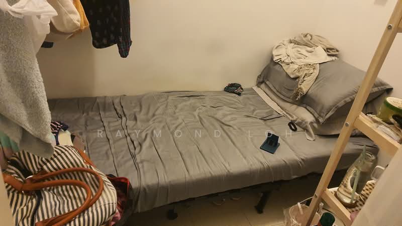 Floridian, 965 Bukit Timah Road, 3 Bedrooms, 1,300 sqft, Condominium For Rent, by Raymond Loh, 500201272 - Helper's room - PropertyGuru.com.sg