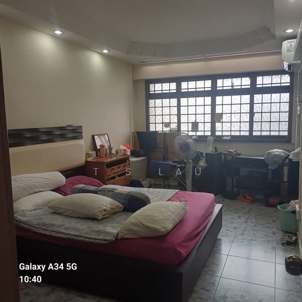 154 Jalan Teck Whye, 154 Jalan Teck Whye, 3 Bedrooms, 1,076 sqft, HDB Flat For Sale, by T.S Lau, 500201276 - Bedroom - PropertyGuru.com.sg