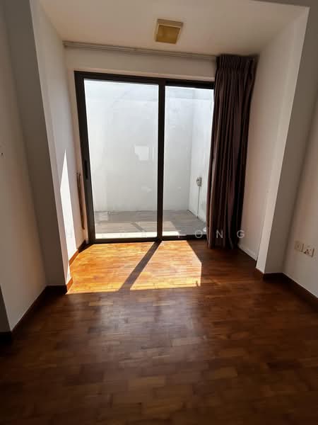 Presto @ Upper Serangoon, 528 Upper Serangoon Road, 2 Bedrooms, 818 sqft, Apartment For Rent, by Hilda Tong, 500201292 - Balcony - PropertyGuru.com.sg