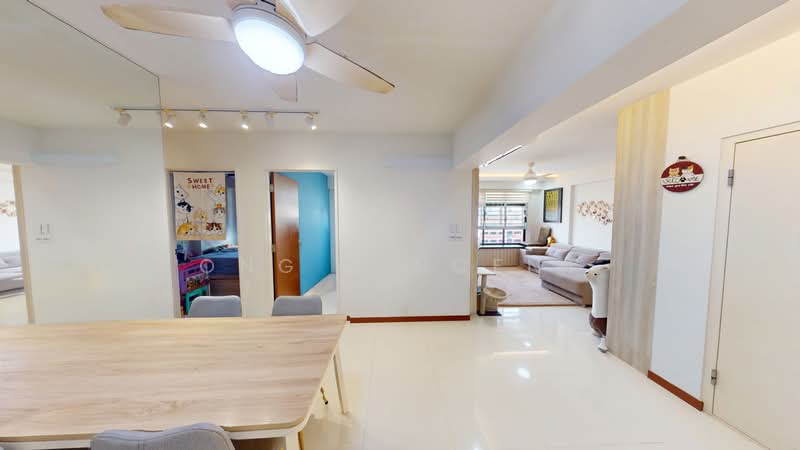 601A Tampines Avenue 9, 601A Tampines Avenue 9, 3 Bedrooms, 990 sqft, HDB Flat For Sale, by Ong Bincent, 500201299 - Living Room - PropertyGuru.com.sg