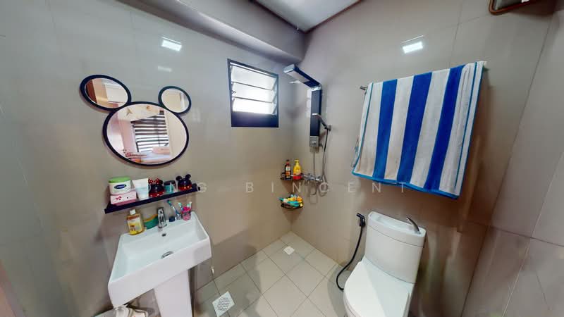 601A Tampines Avenue 9, 601A Tampines Avenue 9, 3 Bedrooms, 990 sqft, HDB Flat For Sale, by Ong Bincent, 500201299 - Bathroom - PropertyGuru.com.sg
