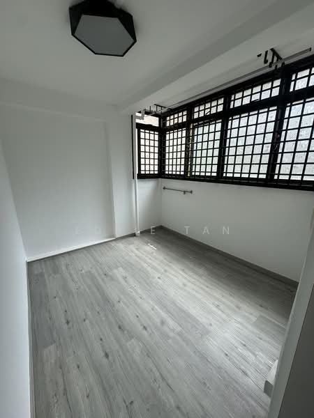 110 Commonwealth Crescent, 110 Commonwealth Crescent, 4 Bedrooms, 743 sqft, HDB Flat For Sale, by Eddie Tan, 500201308 - Additional study attached to master - PropertyGuru.com.sg