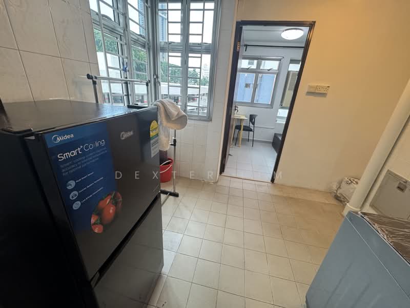 32 New Market Road, 32 New Market Road, 2 Bedrooms, 650 sqft, HDB Flat For Rent, by Dexter Lim, 500201322 - Kitchen - PropertyGuru.com.sg