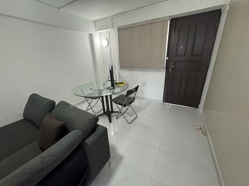 32 New Market Road, 32 New Market Road, 2 Bedrooms, 650 sqft, HDB Flat For Rent, by Dexter Lim, 500201322 - Living Room - PropertyGuru.com.sg