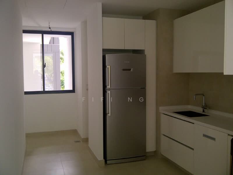 Parvis, 18 Holland Hill, 3 Bedrooms, 1,701 sqft, Condominium For Sale, by FiFi Ng, 500201325 - Kitchen - PropertyGuru.com.sg