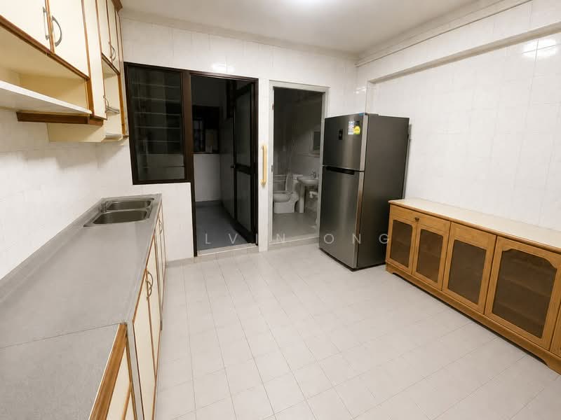 613 Woodlands Avenue 4, 613 Woodlands Avenue 4, 3 Bedrooms, 1,098 sqft, HDB Flat For Sale, by Delvin Ong, 500201331 - Kitchen - PropertyGuru.com.sg