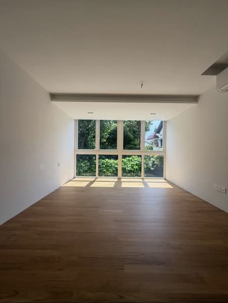 Serangoon Garden Estate, Coniston Grove, Hougang / Punggol / Sengkang, 4 Bedrooms, 6,500 sqft, Corner Terrace For Sale, by Frances Lim, 500201336 - Interior - PropertyGuru.com.sg