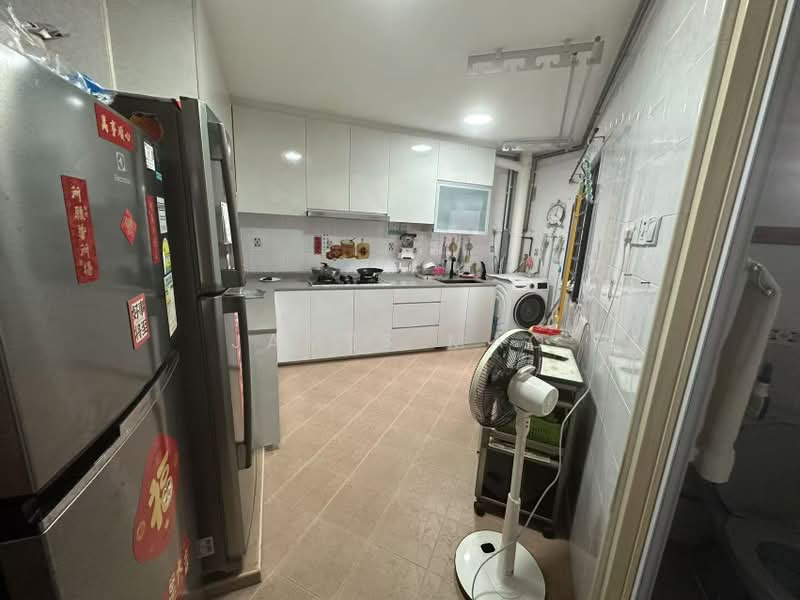 290A Compassvale Crescent, 290A Compassvale Crescent, Hougang / Punggol / Sengkang, 3 Bedrooms, 1,184 sqft, HDB Flat For Sale, by James Mao, 500201337 - Kitchen - PropertyGuru.com.sg