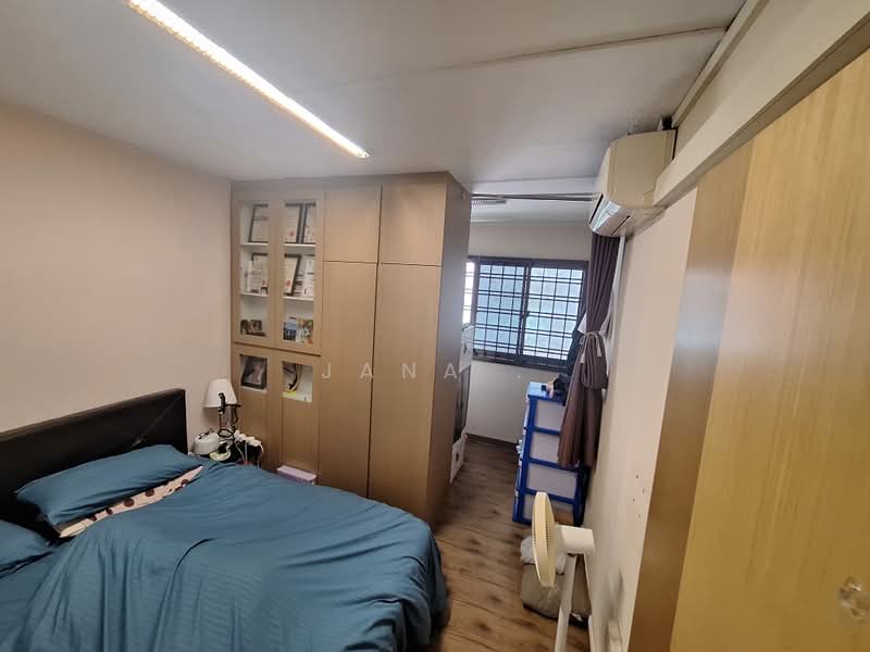 363 Bukit Batok Street 31, 363 Bukit Batok Street 31, 3 Bedrooms, 1,012 sqft, HDB Flat For Sale, by Jana ., 500201354 - Bedroom - PropertyGuru.com.sg