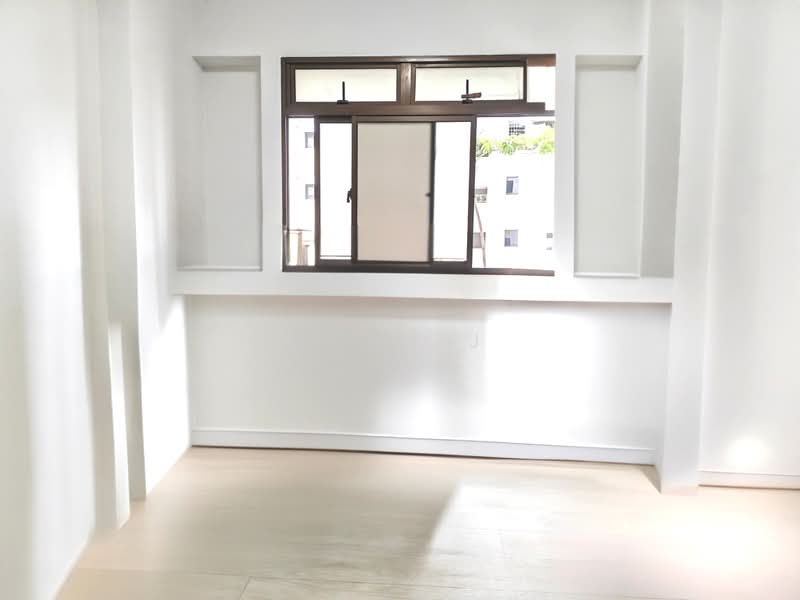 670A Choa Chu Kang Crescent, 670A Choa Chu Kang Crescent, 3 Bedrooms, 1,108 sqft, HDB Flat For Sale, by Jumi J, 500201357 - Room decluttered by AI - PropertyGuru.com.sg
