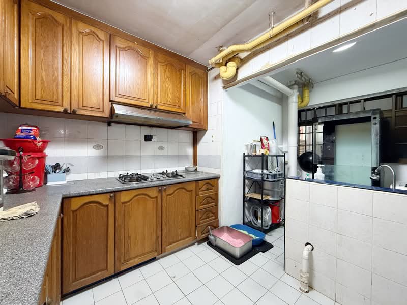 519 Woodlands Drive 14, 519 Woodlands Drive 14, 3 Bedrooms, 1,119 sqft, HDB Flat For Sale, by Nazri Baobed, 500201358 - Kitchen - PropertyGuru.com.sg