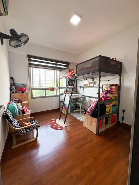 460 Segar Road, 460 Segar Road, 3 Bedrooms, 1,001 sqft, HDB Flat For Sale, by Multazam Shah, 500201364 - Bedroom - PropertyGuru.com.sg