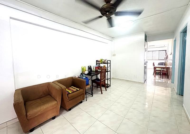 535 Jurong West Street 52, 535 Jurong West Street 52, 2 Bedrooms, 721 sqft, HDB Flat For Sale, by Doreen Cheong, 500201366 - Living Room - PropertyGuru.com.sg