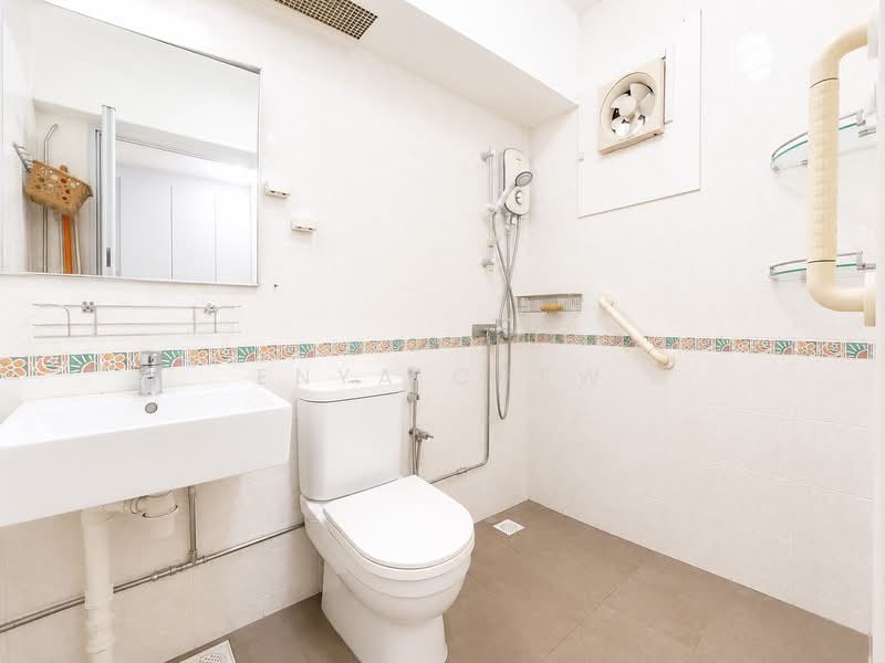 482 Admiralty Link, 482 Admiralty Link, 3 Bedrooms, 936 sqft, HDB Flat For Rent, by Enya Chew, 500201378 - Bathroom - PropertyGuru.com.sg