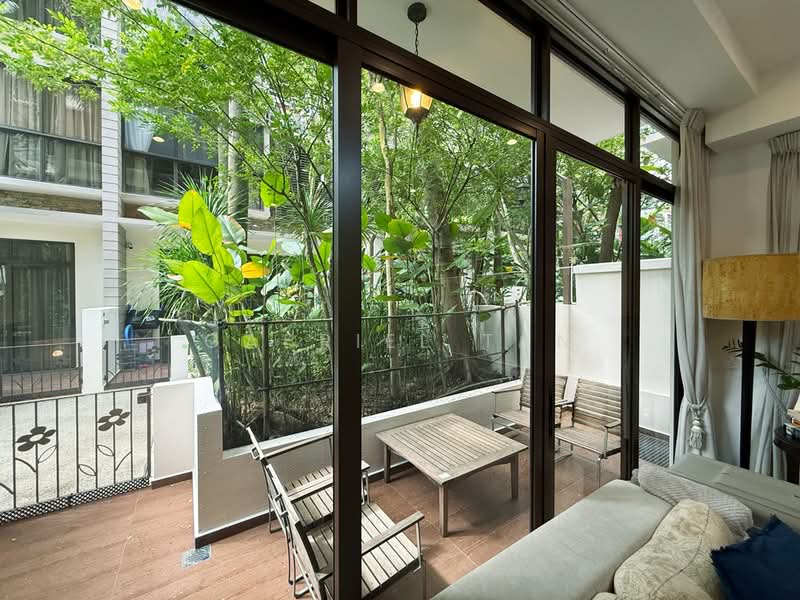 Eleven @ Holland, 11 Holland Link, 5 Bedrooms, 3,735 sqft, Cluster House For Sale, by Gabriel Tan, 500201389 - Balcony - PropertyGuru.com.sg