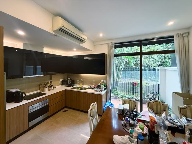 Eleven @ Holland, 11 Holland Link, 5 Bedrooms, 3,735 sqft, Cluster House For Sale, by Gabriel Tan, 500201389 - Kitchen - PropertyGuru.com.sg