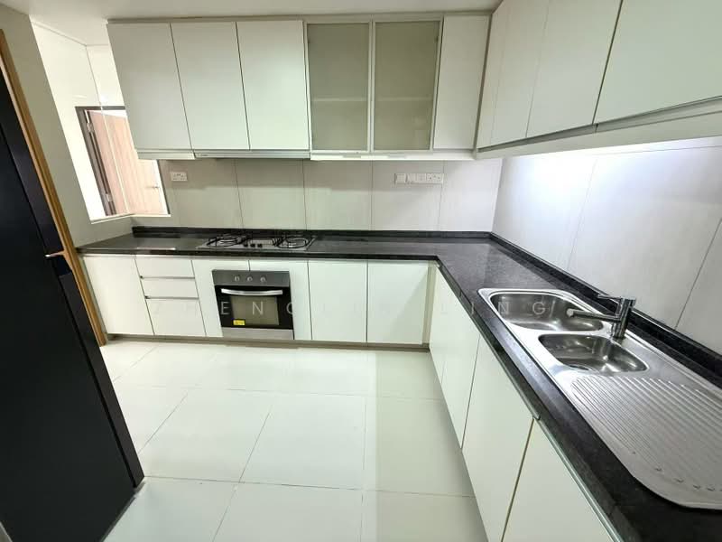 The Metropolitan Condominium, 8 Alexandra View, Room Rental, 152 sqft, Condominium For Rent, by Zhenglin Ling, 500201391 - Kitchen - PropertyGuru.com.sg