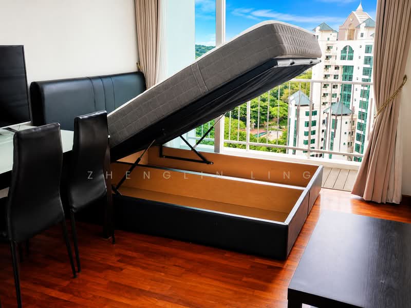 The Metropolitan Condominium, 8 Alexandra View, Room Rental, 152 sqft, Condominium For Rent, by Zhenglin Ling, 500201391 - Balcony - PropertyGuru.com.sg