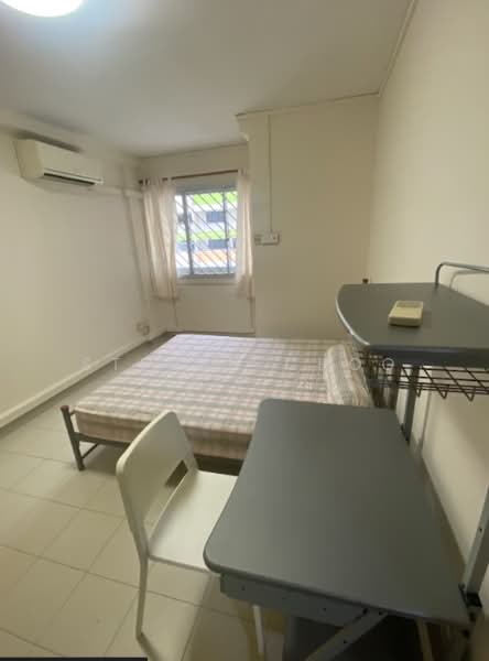 353 Yishun Ring Road, 353 Yishun Ring Road, 2 Bedrooms, 797 sqft, HDB Flat For Rent, by Steven Choo, 500201396 - Bedroom - PropertyGuru.com.sg