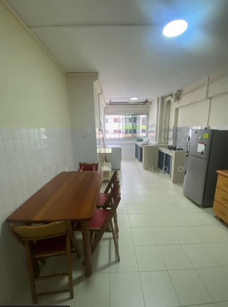 353 Yishun Ring Road, 353 Yishun Ring Road, 2 Bedrooms, 797 sqft, HDB Flat For Rent, by Steven Choo, 500201396 - Kitchen - PropertyGuru.com.sg